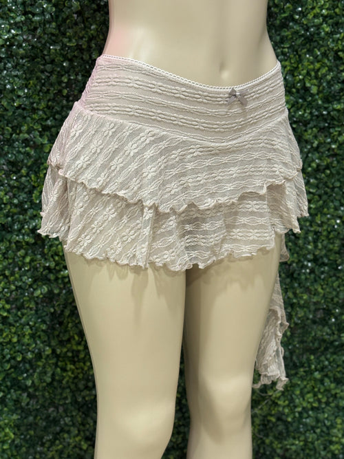 ASYMMETRICAL RUFFLED CIRCLE RUFFLE SKORT